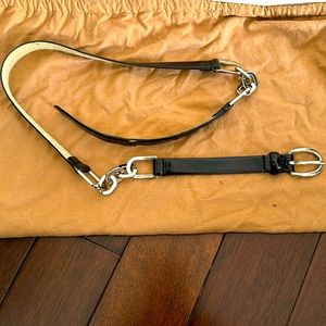 WHITE HOUSE BLACK MARKET 3/4” BLACK /SILVER BELT